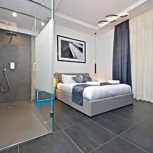 Quarantotto Apartment
